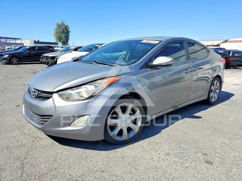 2012 Hyundai Elantra photo