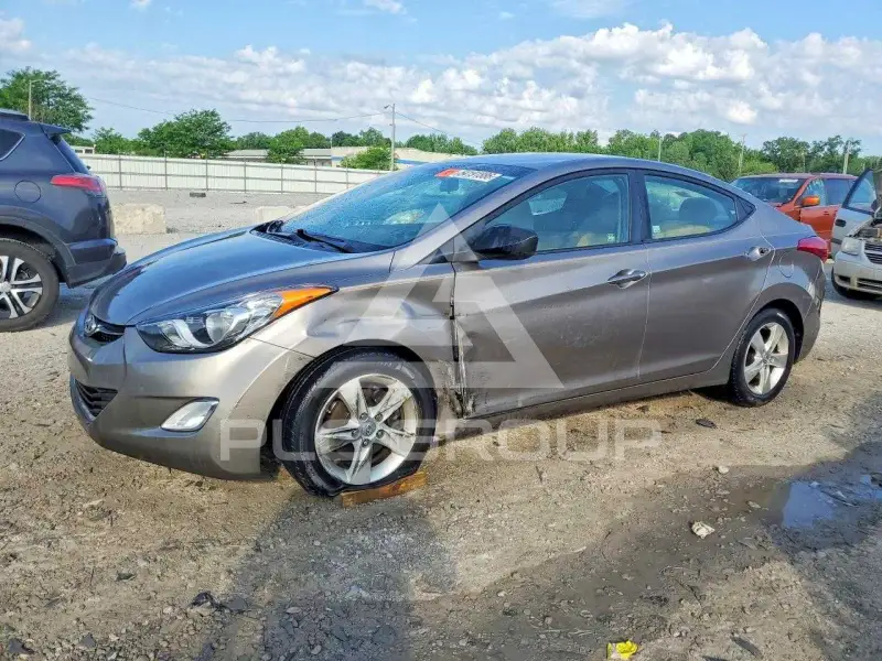 2012 Hyundai Elantra photo