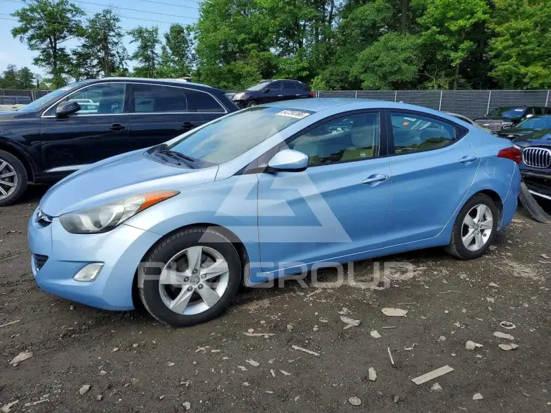 2012 Hyundai Elantra photo