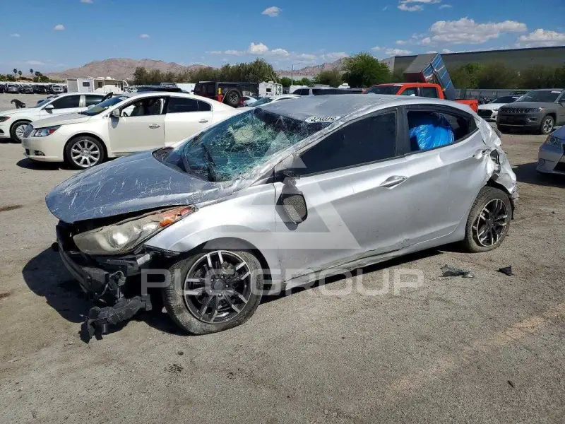 2012 Hyundai Elantra фото