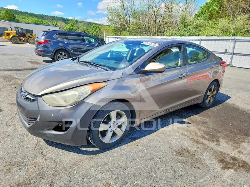 2012 Hyundai Elantra фото