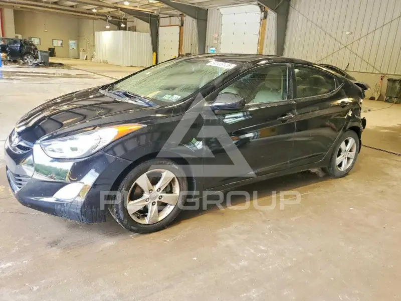 2012 Hyundai Elantra фото