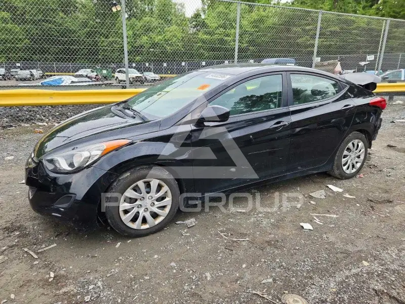 2012 Hyundai Elantra фото