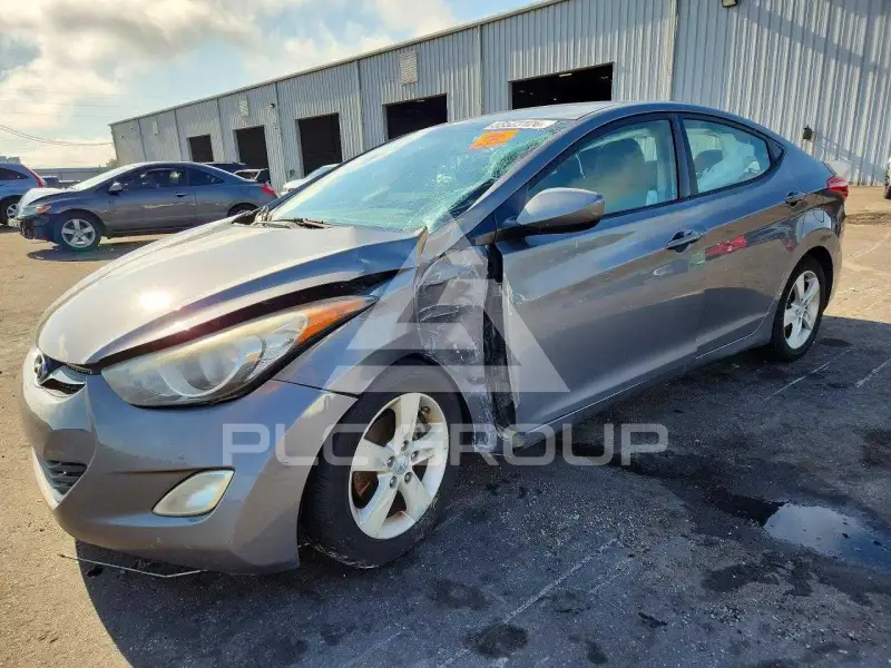 2012 Hyundai Elantra photo