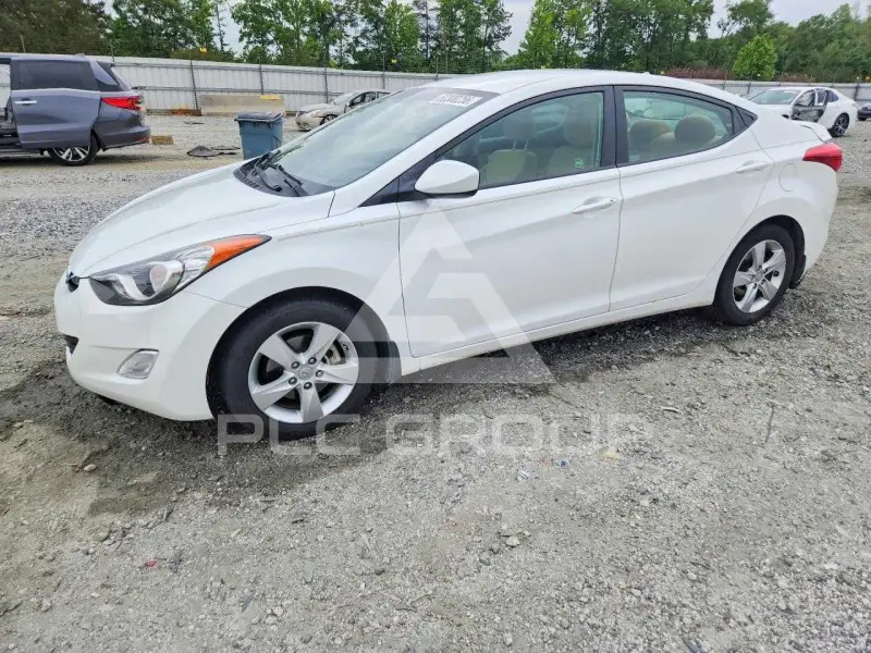 2012 Hyundai Elantra photo