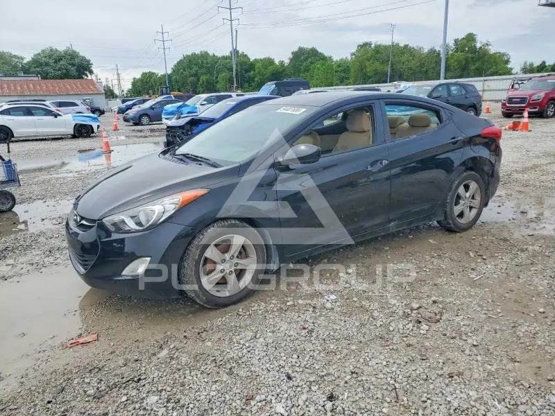 2012 Hyundai Elantra фото