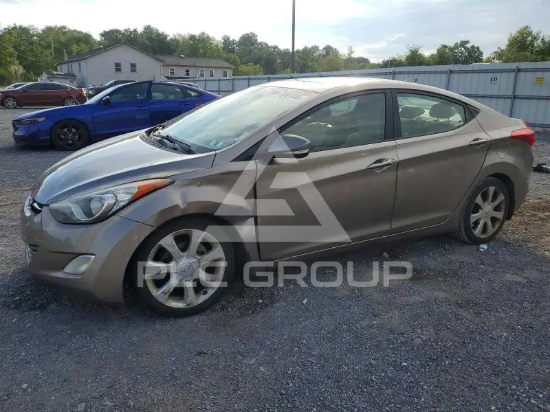 2012 Hyundai Elantra фото