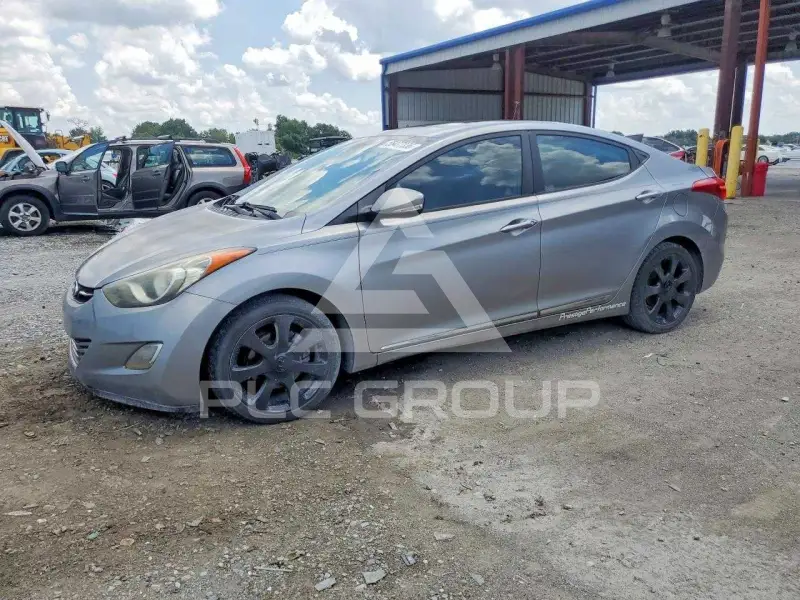 2012 Hyundai Elantra фото