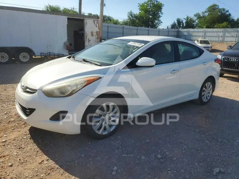 2012 Hyundai Elantra фото