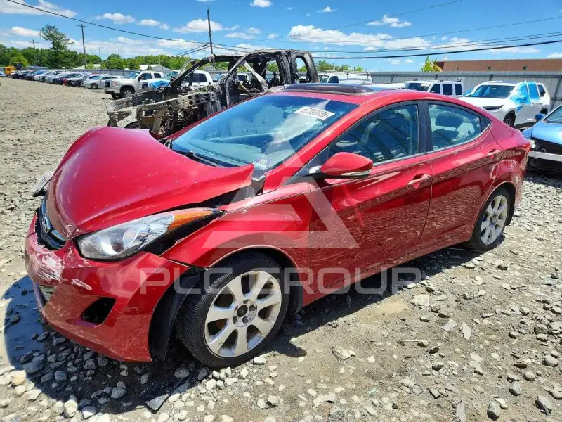 2012 Hyundai Elantra photo