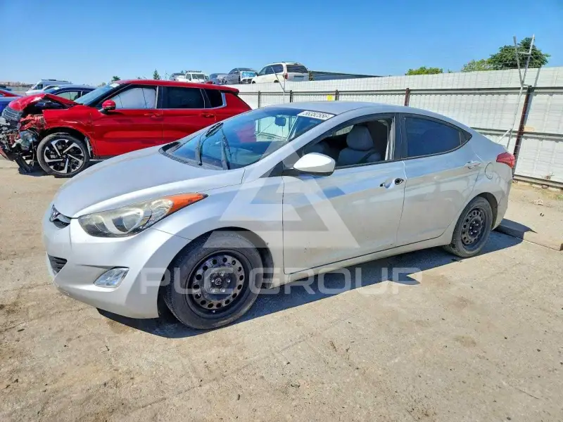 2012 Hyundai Elantra фото