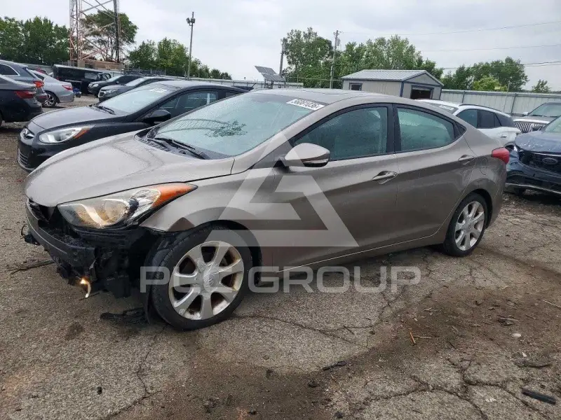 2012 Hyundai Elantra фото