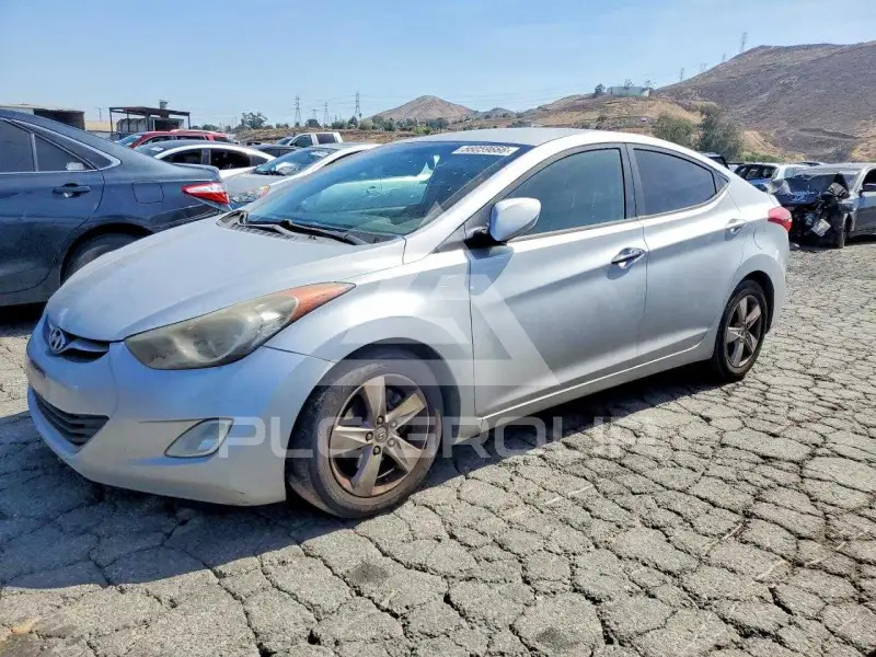 2012 Hyundai Elantra фото