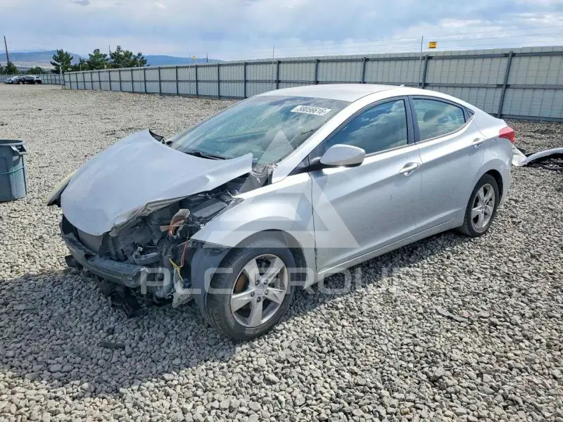 2012 Hyundai Elantra photo