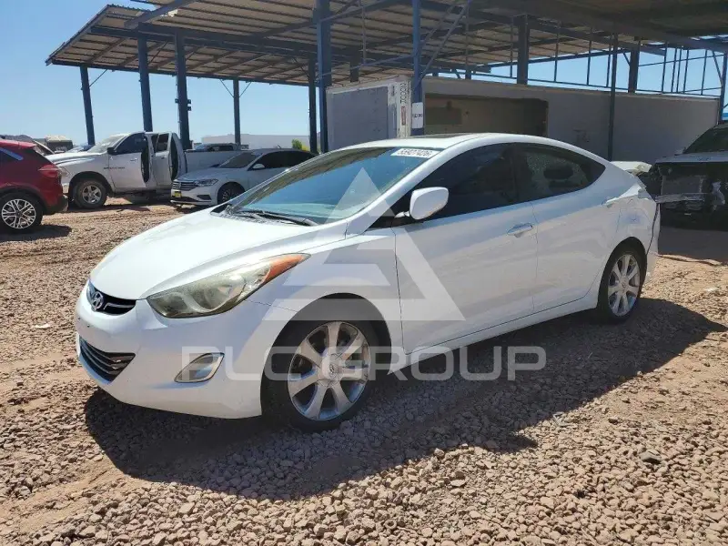 2012 Hyundai Elantra photo
