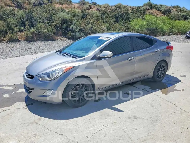 2012 Hyundai Elantra фото