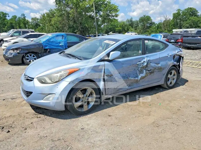 2012 Hyundai Elantra фото