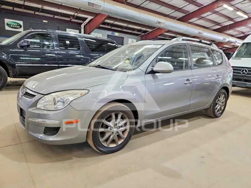 2012 Hyundai Elantra фото