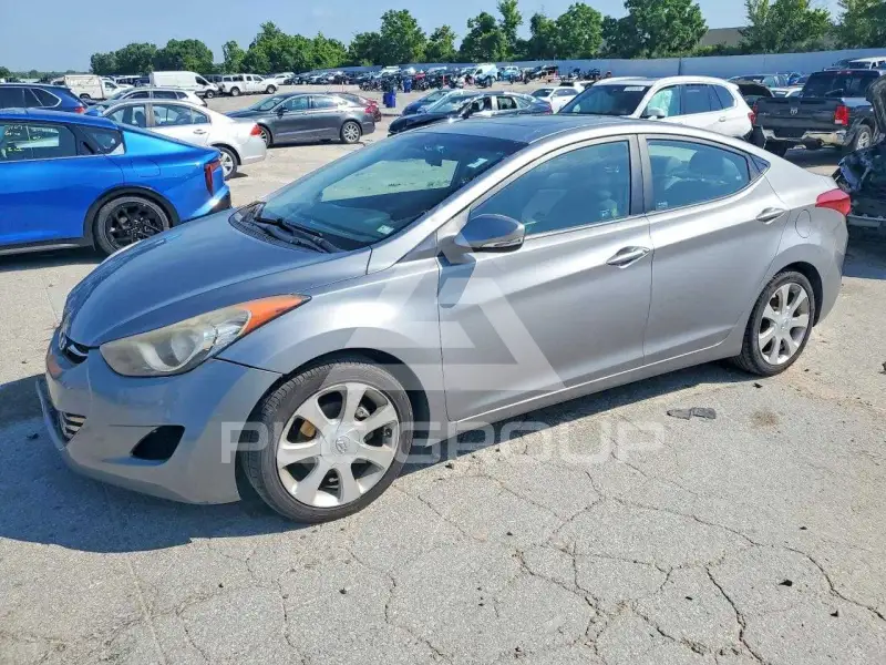 2012 Hyundai Elantra фото