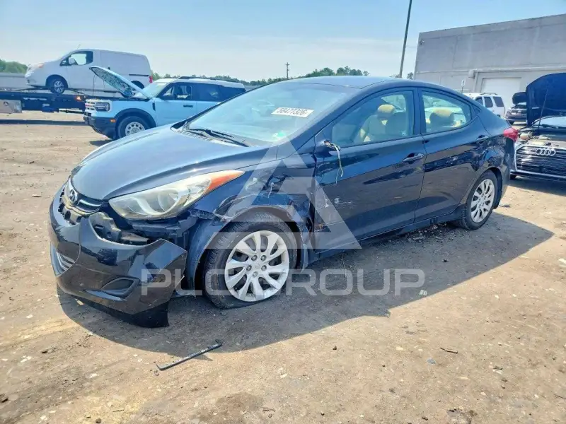 2012 Hyundai Elantra фото