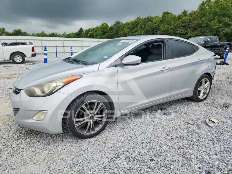 2012 Hyundai Elantra фото