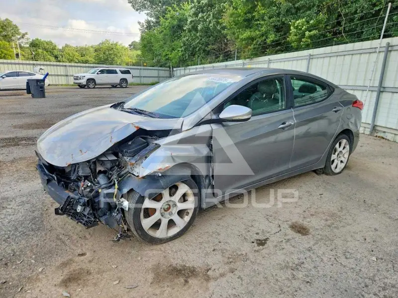 2012 Hyundai Elantra photo