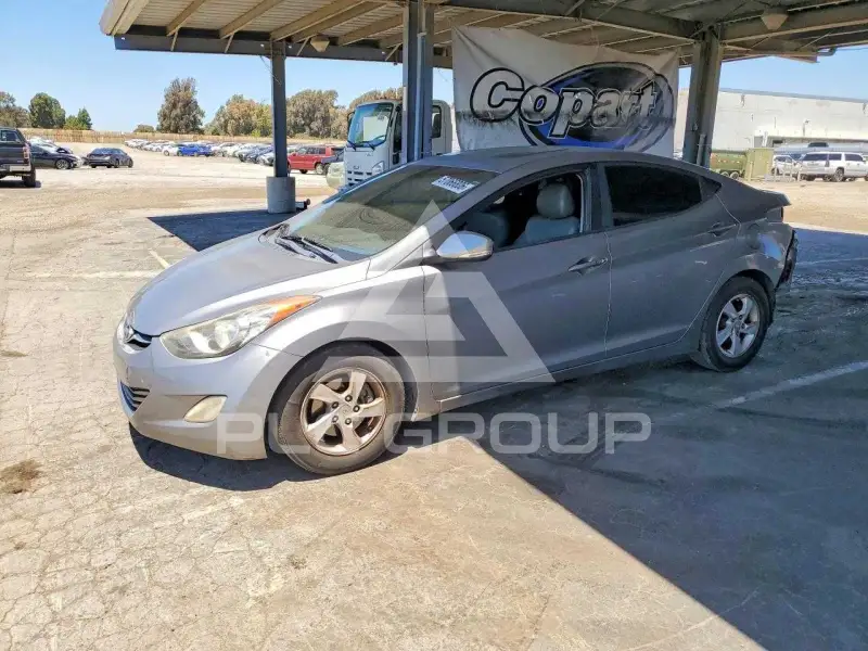 2012 Hyundai Elantra фото