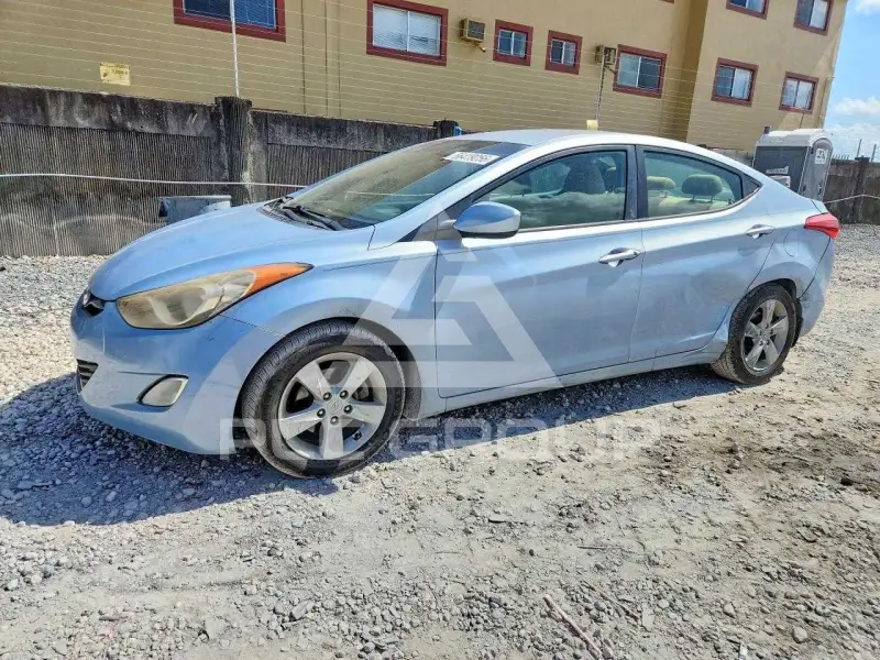 2012 Hyundai Elantra photo
