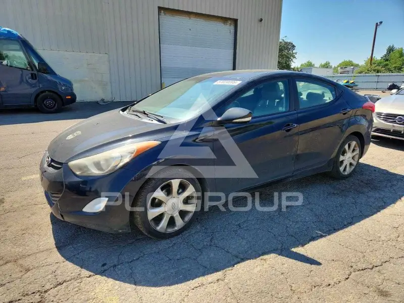 2012 Hyundai Elantra photo