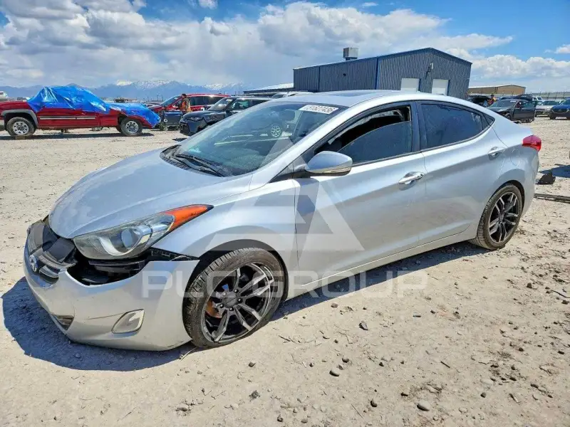 2012 Hyundai Elantra фото
