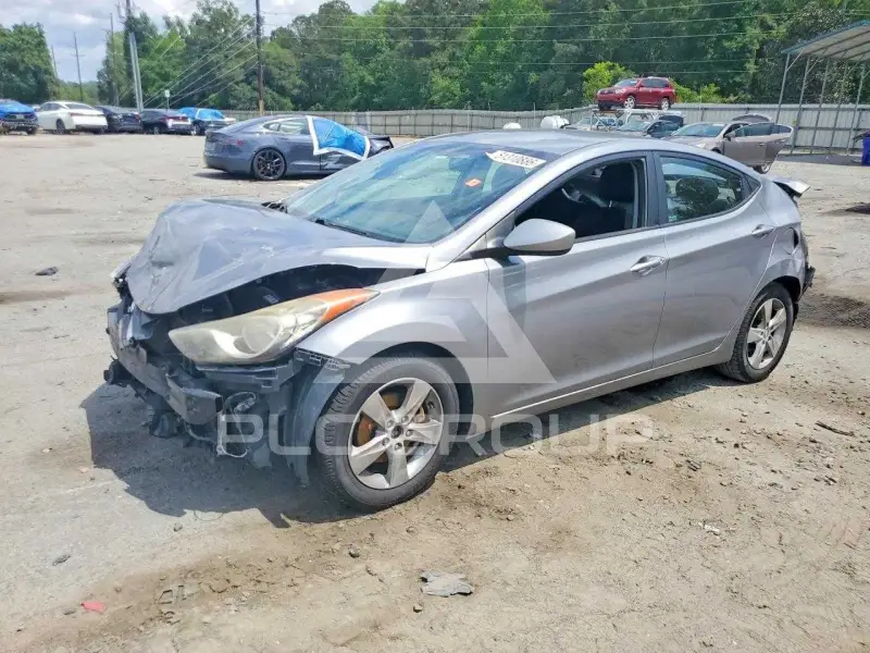 2012 Hyundai Elantra photo