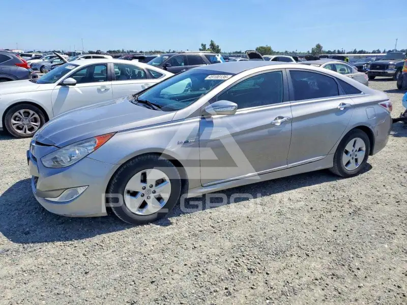 2012 Hyundai Sonata photo