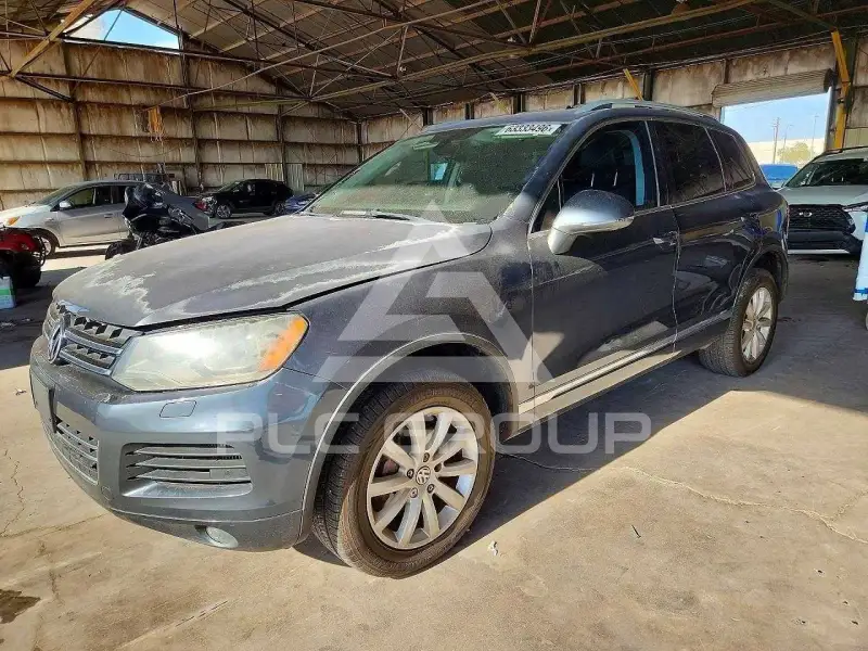 2012 Volkswagen Touareg фото
