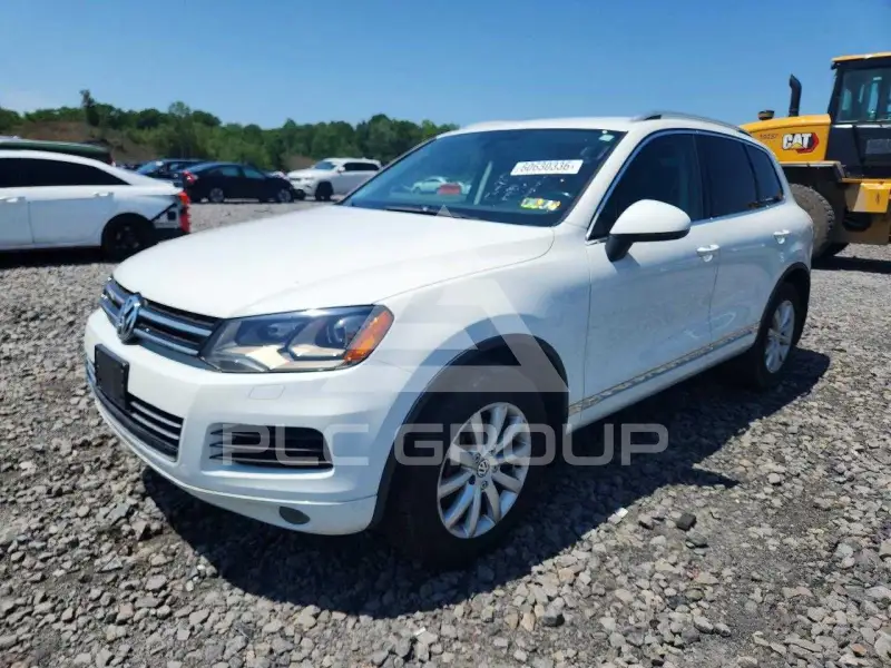 2012 Volkswagen Touareg фото