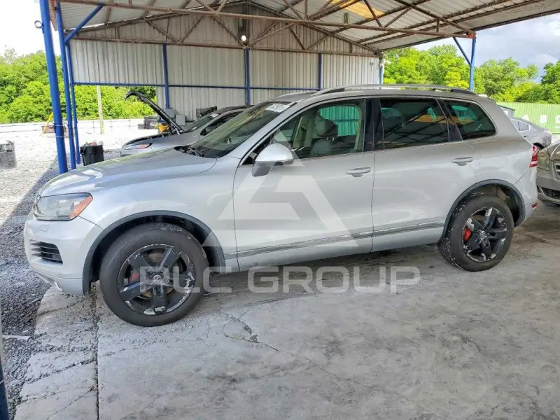 2012 Volkswagen Touareg фото