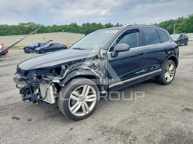 2012 Volkswagen Touareg photo