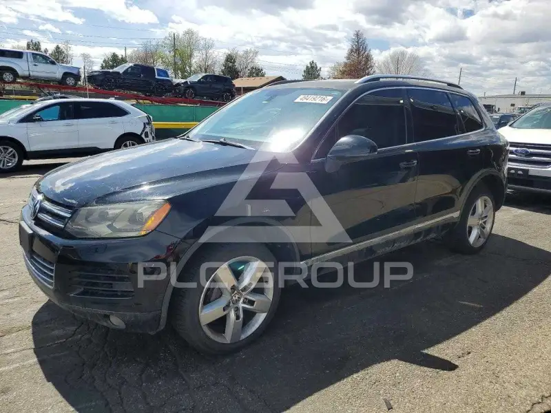 2012 Volkswagen Touareg photo