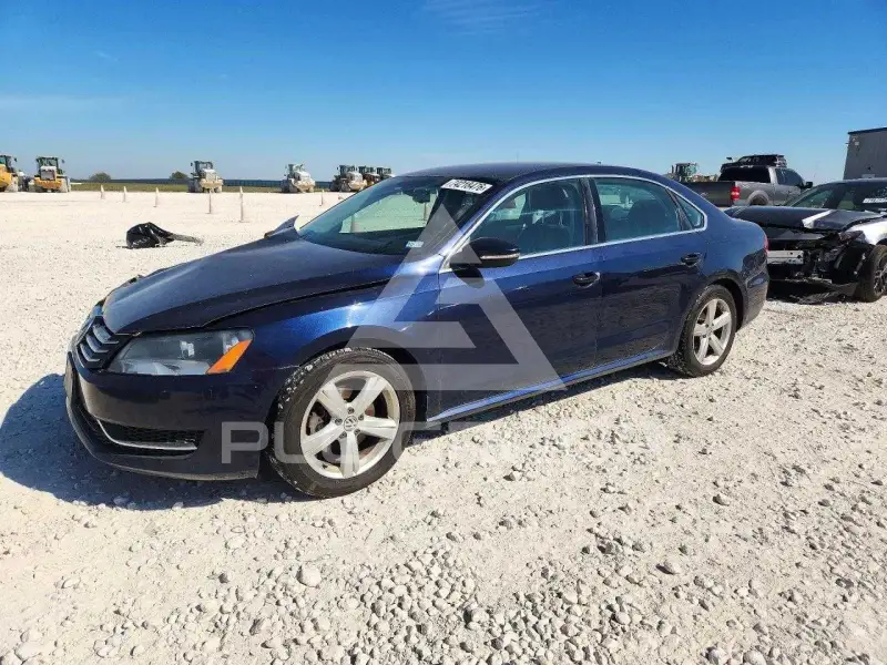 2012 Volkswagen Passat фото