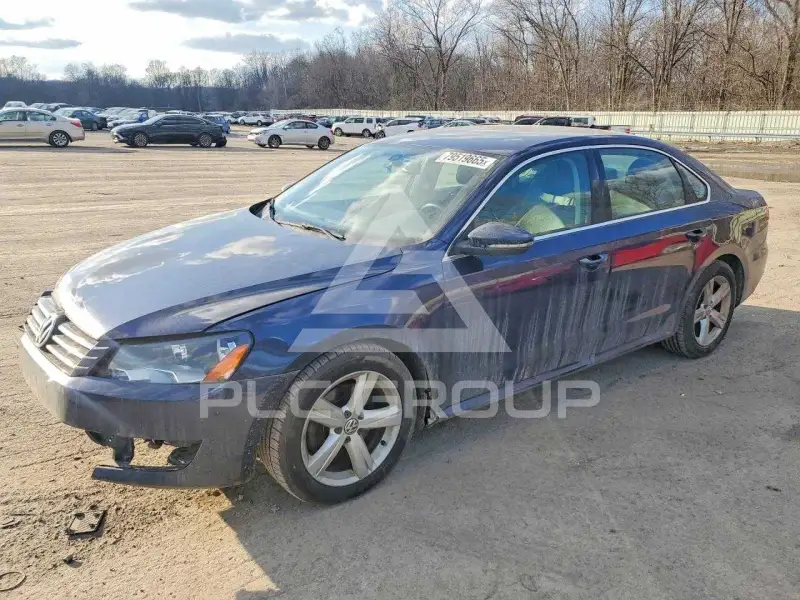2012 Volkswagen Passat photo