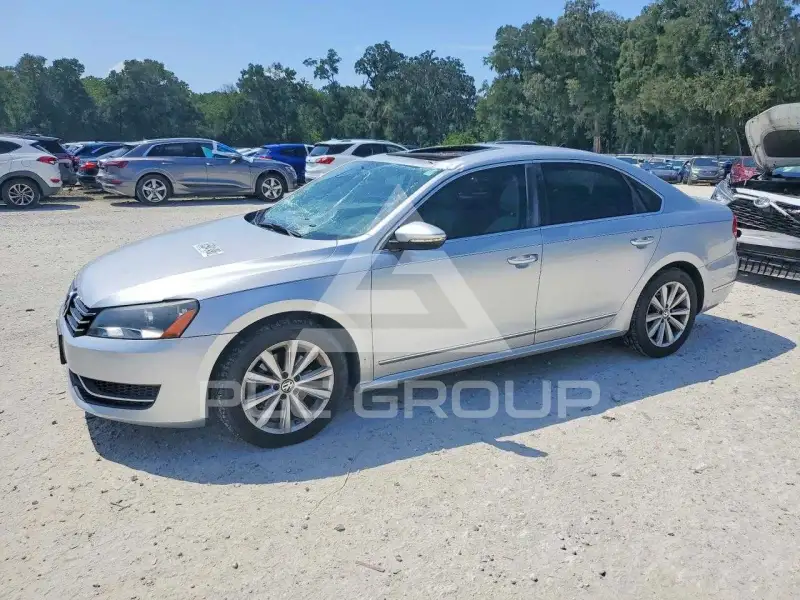 2012 Volkswagen Passat фото