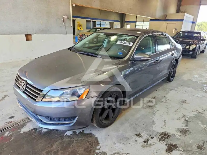 2012 Volkswagen Passat фото