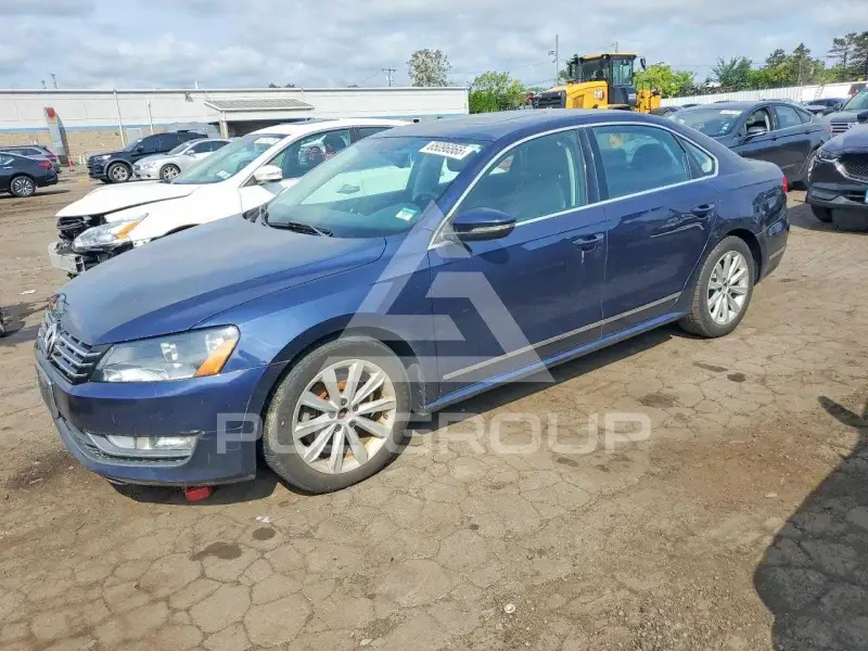 2012 Volkswagen Passat photo