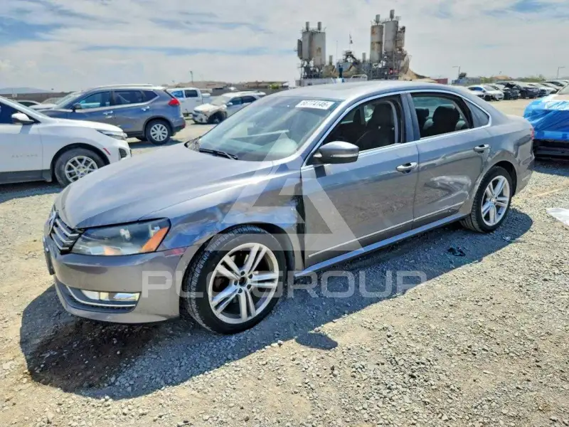 2012 Volkswagen Passat фото