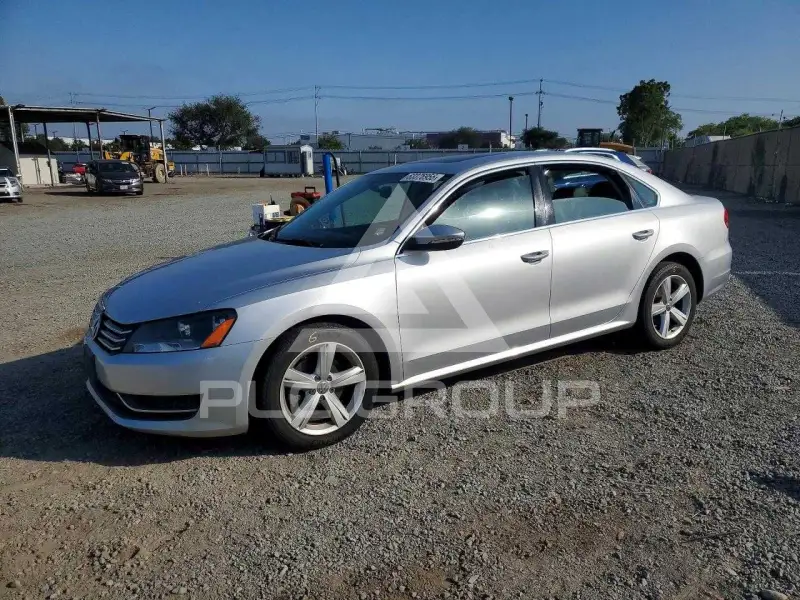 2012 Volkswagen Passat фото