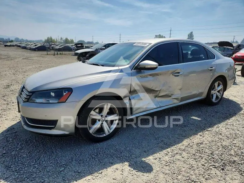 2012 Volkswagen Passat фото
