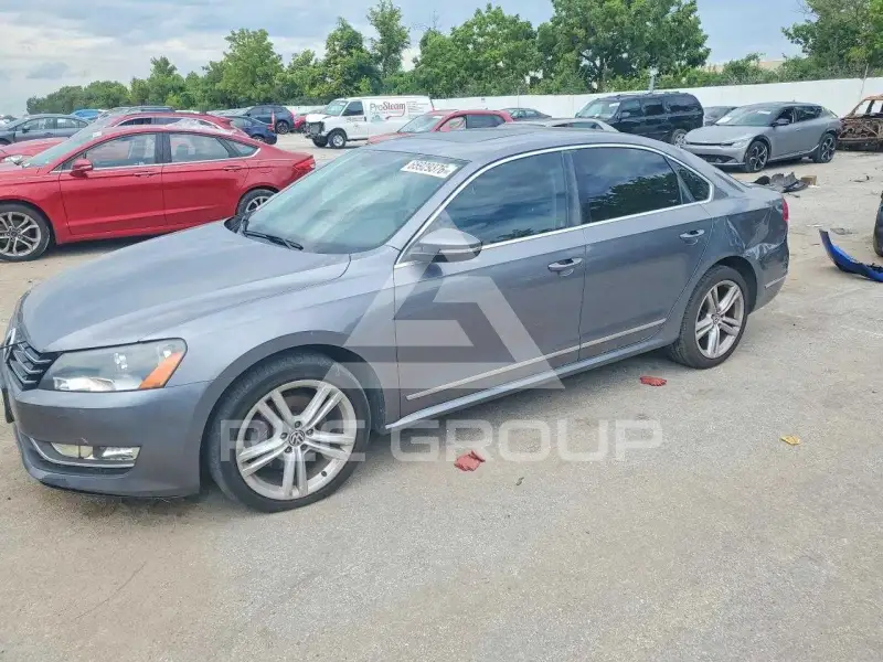 2012 Volkswagen Passat фото
