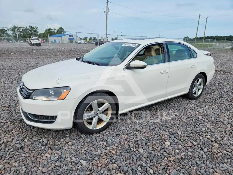 2012 Volkswagen Passat фото