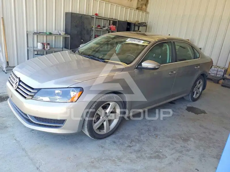 2012 Volkswagen Passat фото
