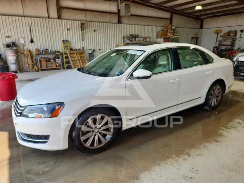 2012 Volkswagen Passat фото