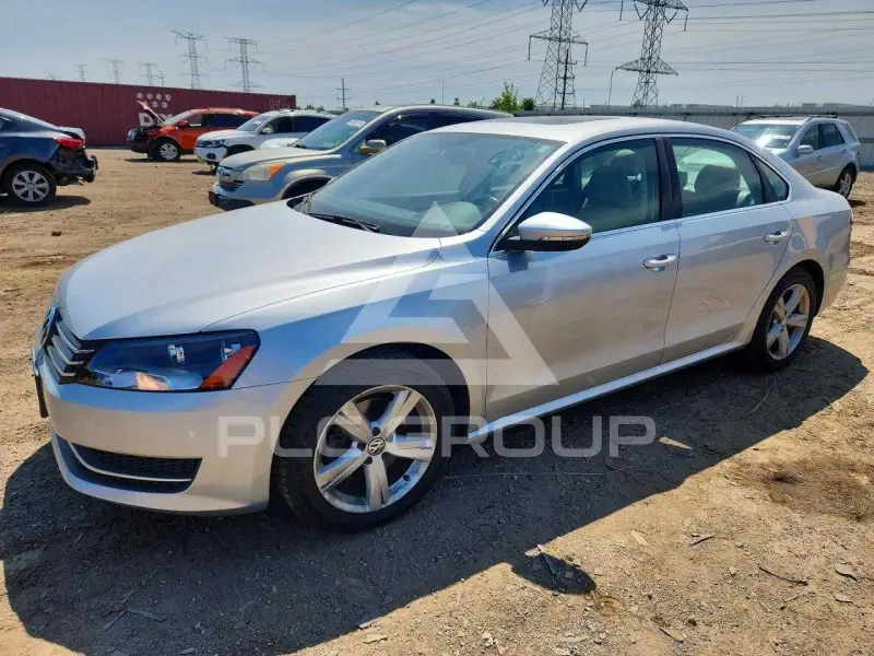 2012 Volkswagen Passat фото